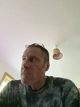 Snapshot of Greg0ri73 chatting on August 4, 4:33 pm Greg0ri73 online show from August 4, 4:33 pm