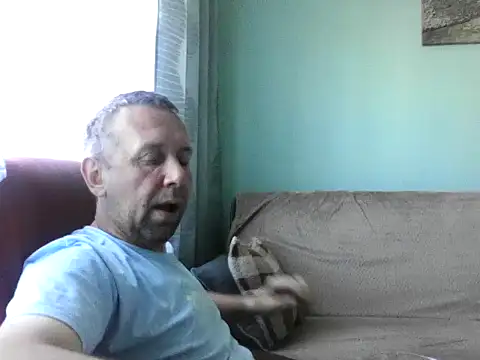 RafalekRozmarynowski81 online show from June 26, 6:05 am