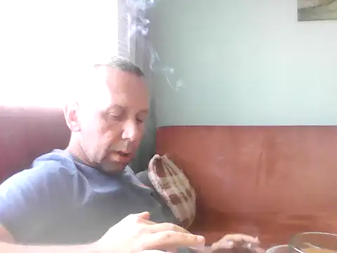 RafalekRozmarynowski81 online show from July 29, 4:33 am