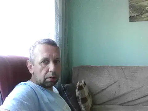 RafalekRozmarynowski81 online show from July 3, 5:35 am