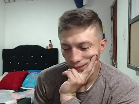 Stiiveen777 online show from June 25, 10:09 am