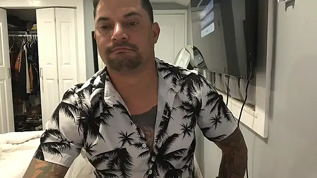 Roberyanisexy online show from July 4, 12:57 am
