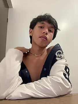 star moon 190 online show from August 10, 1:55 am