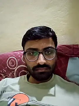 Snapshot of krishna8035 chatting on December 6, 1:55 pm krishna8035 online show from December 6, 1:55 pm