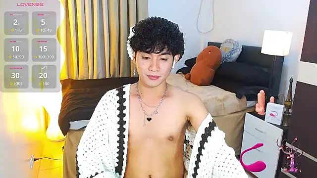 WildestTwink online show from March 11, 4:25 pm