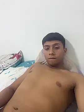 Thiagoo Frost online show from November 8, 8:45 pm