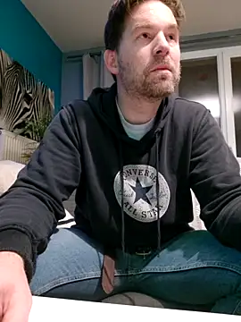 tom sauwer online show from November 7, 6:44 pm