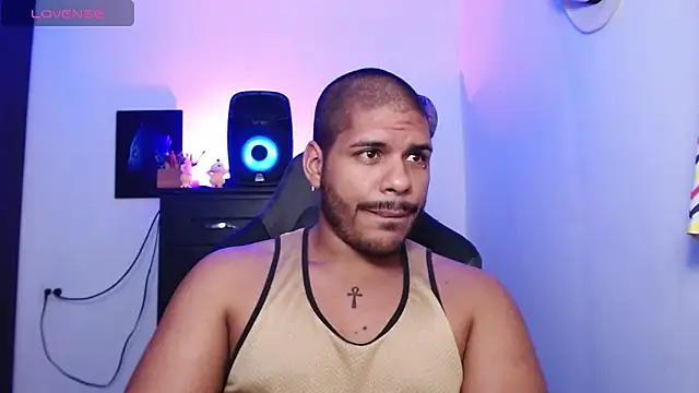 starguy 28 online show from February 18, 3:53 am