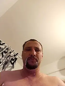 Snapshot of Miki20677 chatting on December 21, 7:49 pm Miki20677 online show from December 21, 7:49 pm