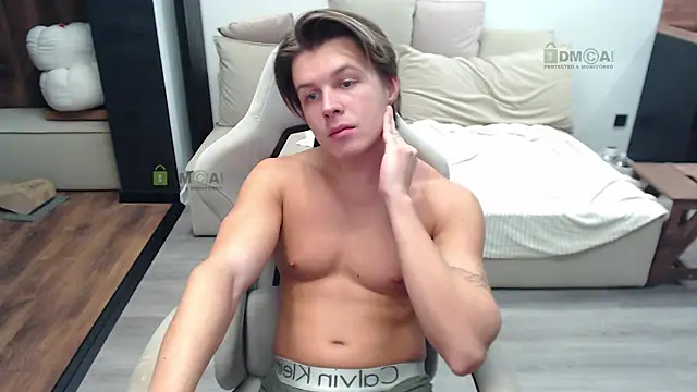 Sunny-Girl1 online show from November 19, 4:40 pm