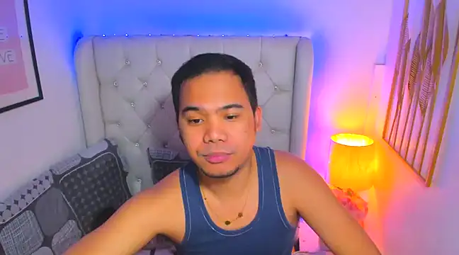 AsianZero online show from February 11, 6:01 pm