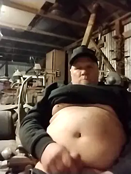 Reddog833 online show from March 7, 9:51 am