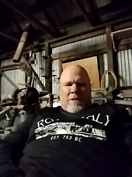 Reddog833 online show from February 19, 7:27 am