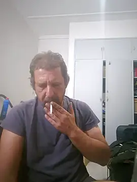 Snapshot of TryingWind chatting on February 28, 6:52 pm TryingWind online show from February 28, 6:52 pm