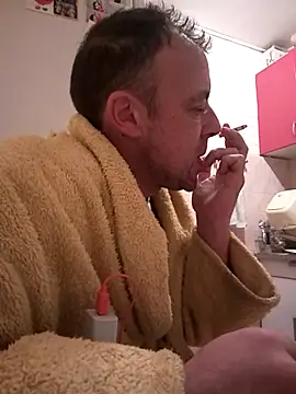 david geam online show from December 23, 3:18 am