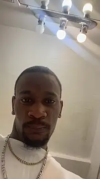 Snapshot of Tristris100 chatting on October 10, 11:08 pm Tristris100 online show from October 10, 11:08 pm