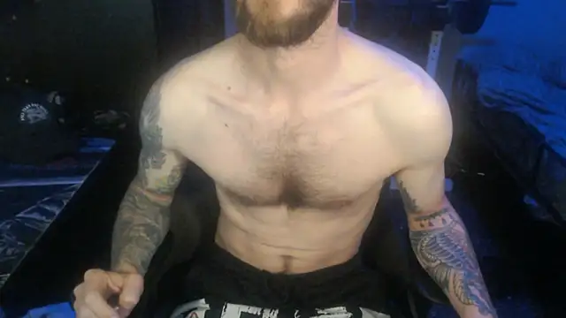 SexxxyLouis online show from May 24, 8:20 am