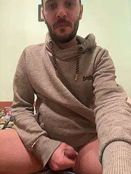 AlexandruUK online show from January 15, 8:18 am