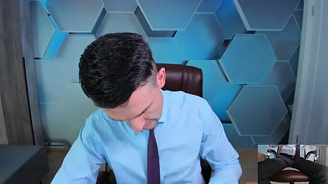 SteveTiger online show from April 17, 10:51 am