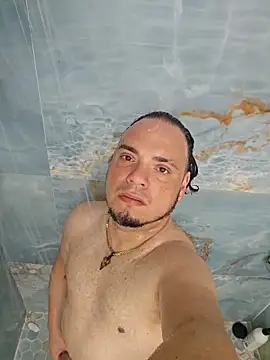 latinoflpr online show from April 20, 1:30 am