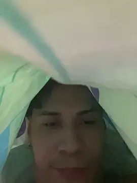 boyhot23x online show from April 7, 4:23 am