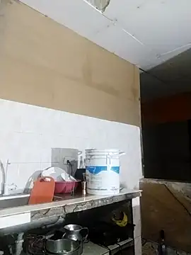 Benhtenblak online show from March 3, 1:15 pm