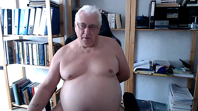 SchwanzhureXXL online show from July 12, 1:46 pm