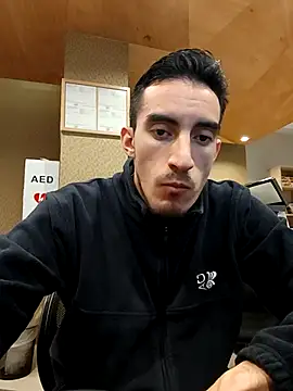 TommyMomentum online show from November 29, 7:21 am