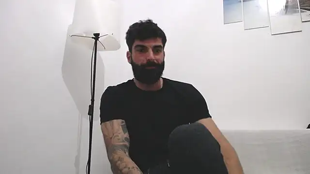 Verycutex online show from February 20, 4:14 pm