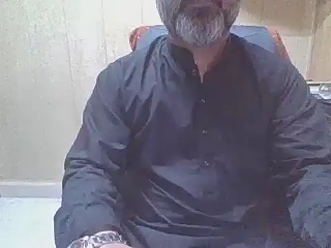 hairymaster95 online show from April 17, 4:15 am