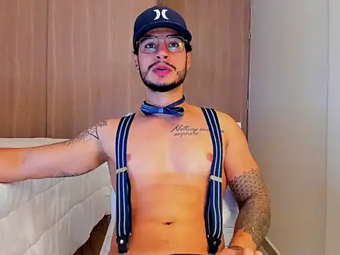 Sirs papi online show from December 17, 5:04 am