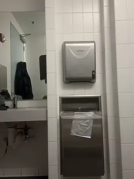 alextang2005 online show from February 12, 4:35 pm