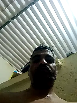 RandomSitcom online show from April 19, 7:30 am