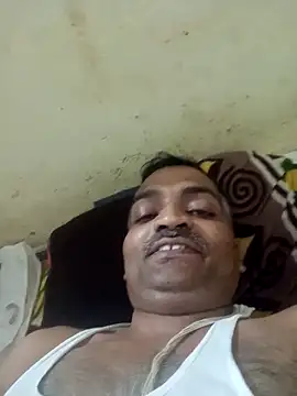 RandomSitcom online show from April 20, 7:27 pm