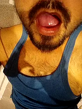 Kanpurplayboy80 online show from March 22, 11:42 am