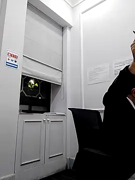 Mansex73 online show from September 28, 7:17 am