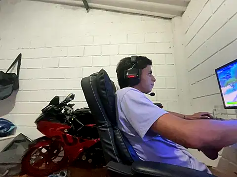 Max TheHorseDick online show from December 1, 2:25 am