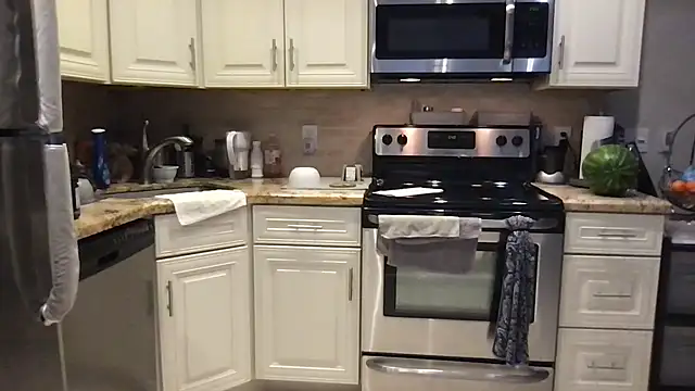 BigGuyMuscle online show from January 8, 9:42 pm