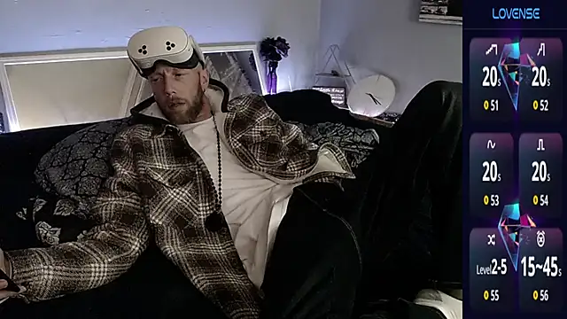 MaxRouger online show from October 12, 10:15 pm