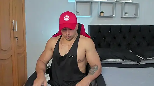 tyler hank01 online show from November 17, 8:34 pm