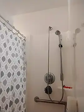 Snapshot of JGRisk chatting on September 15, 3:35 pm JGRisk online show from September 15, 3:35 pm