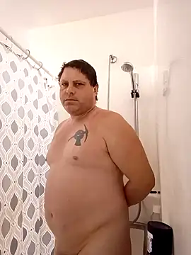 Snapshot of JGRisk chatting on December 6, 2:38 pm JGRisk online show from December 6, 2:38 pm