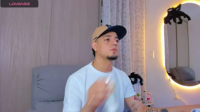 alejandro calderon1 online show from November 3, 5:11 am