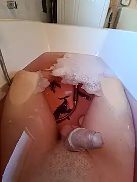 toeloverlive online show from November 10, 12:21 pm