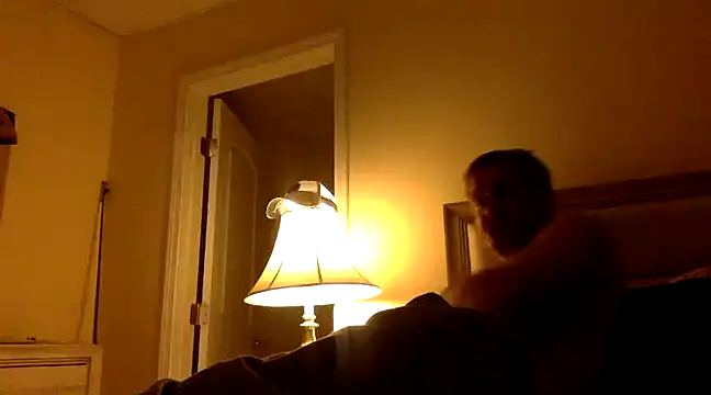 blakeypoo83 online show from March 18, 3:56 am