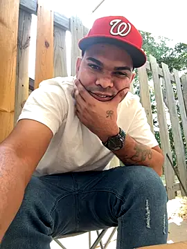 Snapshot of marhi32 chatting on September 14, 3:14 pm marhi32 online show from September 14, 3:14 pm