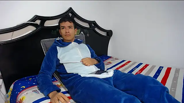 Snapshot of Deiby_casas chatting on October 29, 10:18 am Deiby casas online show from October 29, 10:18 am