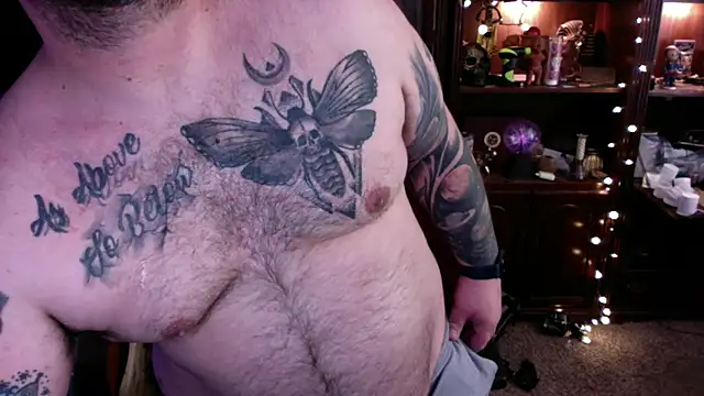 BeardedBear999 online show from January 20, 7:46 pm