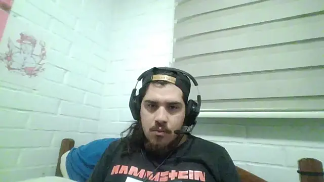 hung weeb online show from April 20, 3:42 am