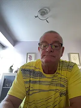 Garry831 online show from September 15, 12:06 pm